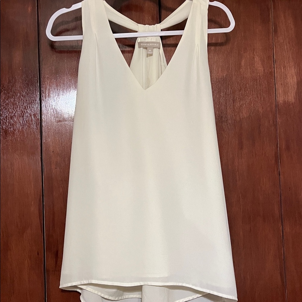 Banana Republic Sleeveless Blouse Dressy Tank Top Racerback Flowy Top